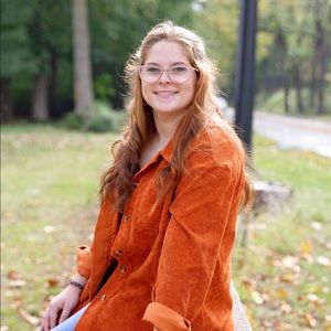 Meet your Posher, Macy